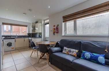 Minister Street, Cathays, Cardiff - Image 2